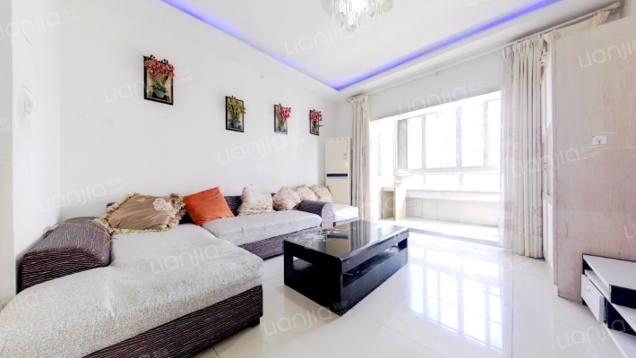 山湖秀峰苑二手房实景图