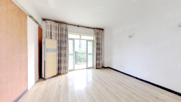 关山春晓二手房实景图