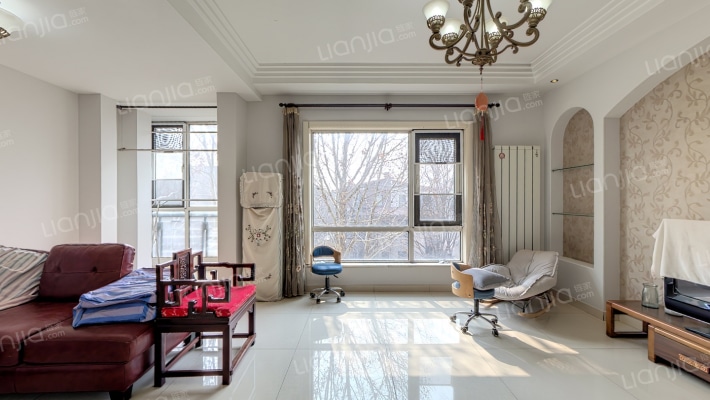 中海安德鲁斯庄园东区二手房实景图