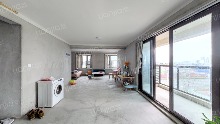 绿地悦尚湾城二手房实景图