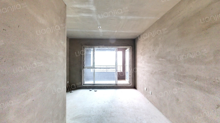 圣丰科技小镇二手房实景图