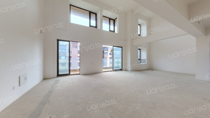 中铁卓越城一期二手房实景图