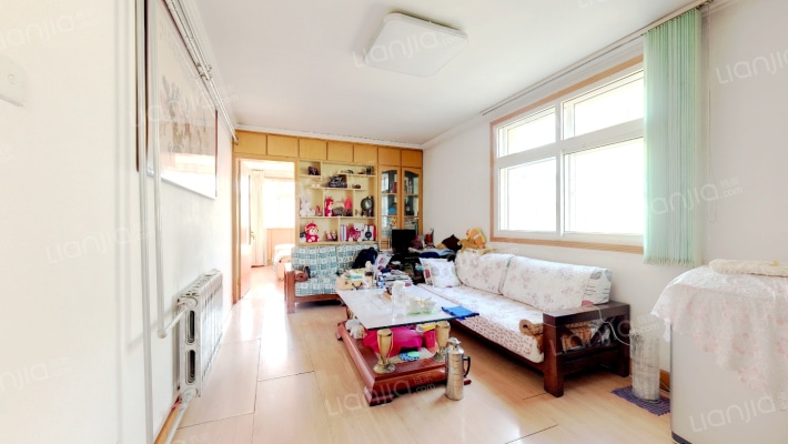 华泰新苑二手房实景图