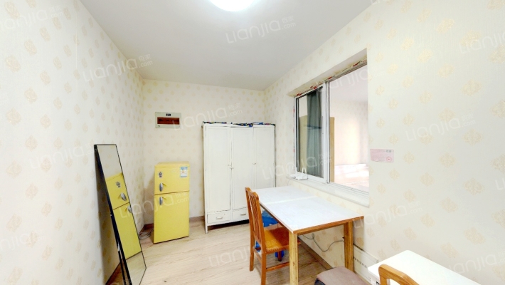 莲花新城南苑二手房实景图