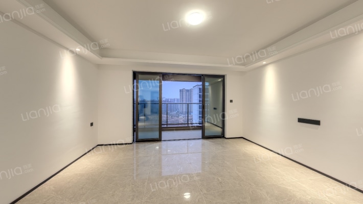 招商麓山府二手房实景图