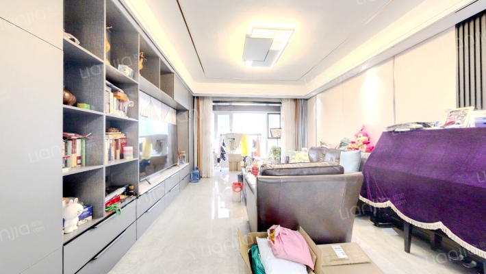 绿地华彤苑二手房实景图