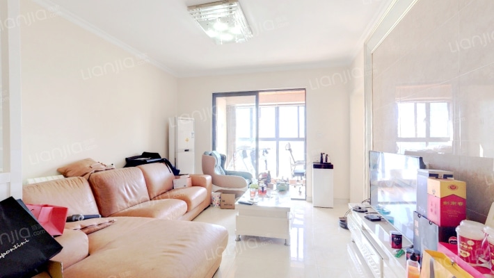 首航欣程二手房实景图