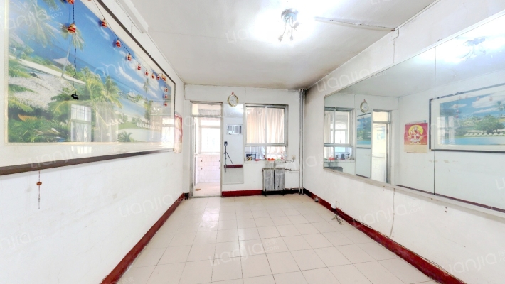 交校路6二手房实景图