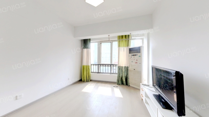 东方新城一期二手房实景图