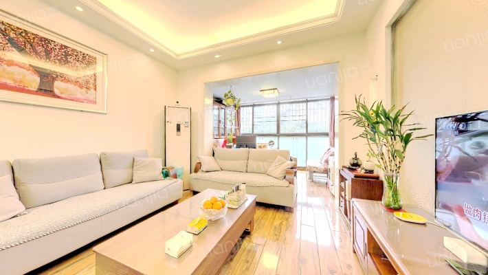 顶峰水岸汇景二手房实景图