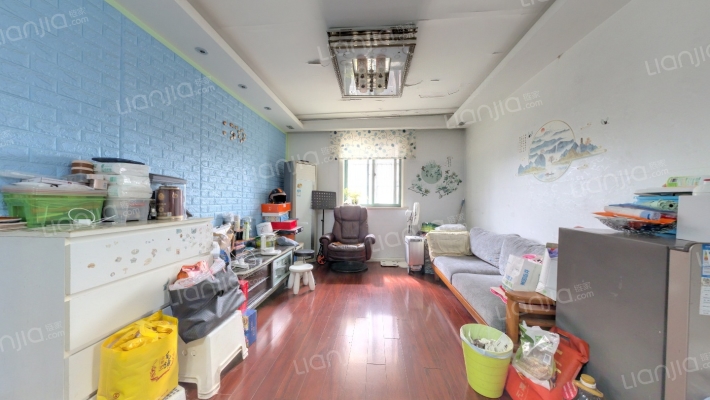 民主花园二手房实景图