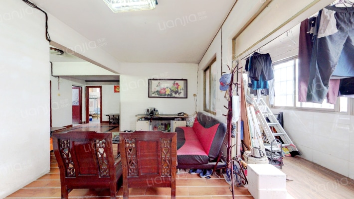 天鹅花苑二手房实景图