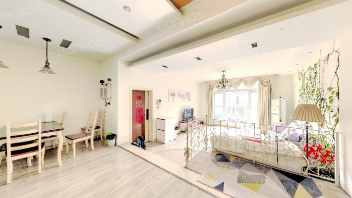 华阳滨河花园二手房实景图