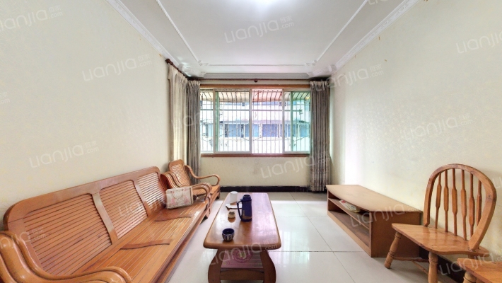 南方花园A区二手房实景图