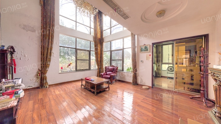 名人大别墅二手房实景图