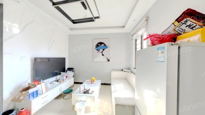 青年新苑C区二手房实景图