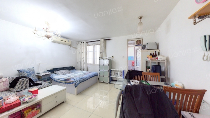 名佳花园一区二手房实景图