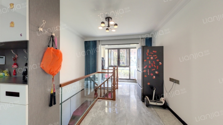 凤鸣海尚二手房实景图