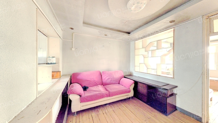 制锦市三圣街二手房实景图