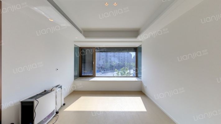 开云艾尚里二期二手房实景图