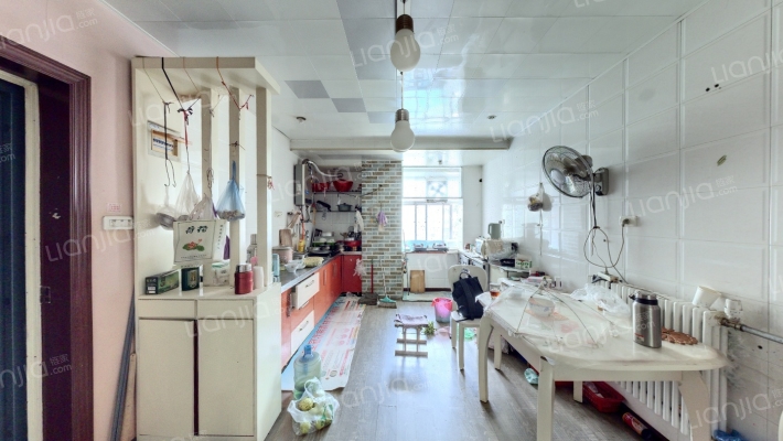 长铝32街坊二手房实景图