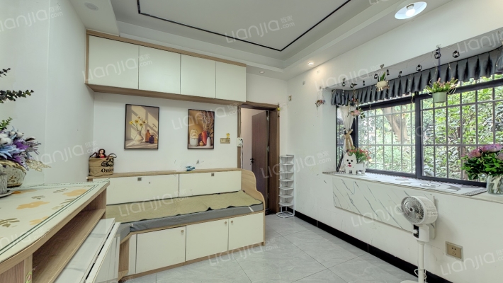 黄埔大道中锦明街二手房实景图