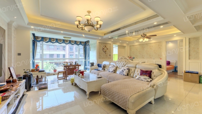 世茂城四期二手房实景图