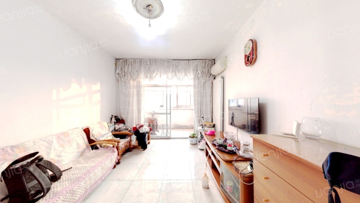 三五零二生活区二手房实景图