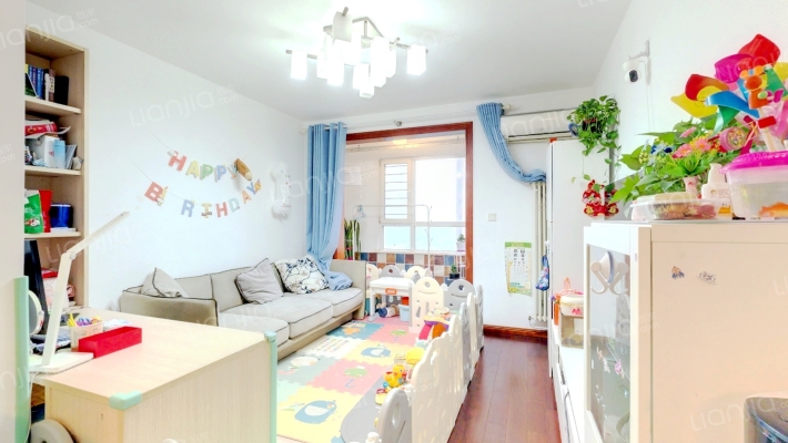 长阳国际城三区二手房实景图