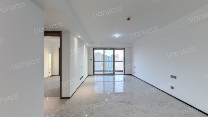 招商城市主场央畔二手房实景图