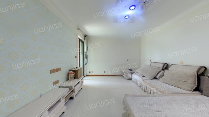 悦蓝山二手房实景图