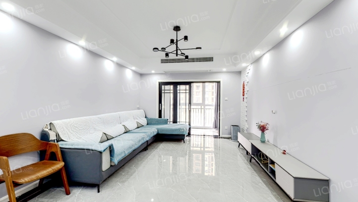 龙庭华府二手房实景图