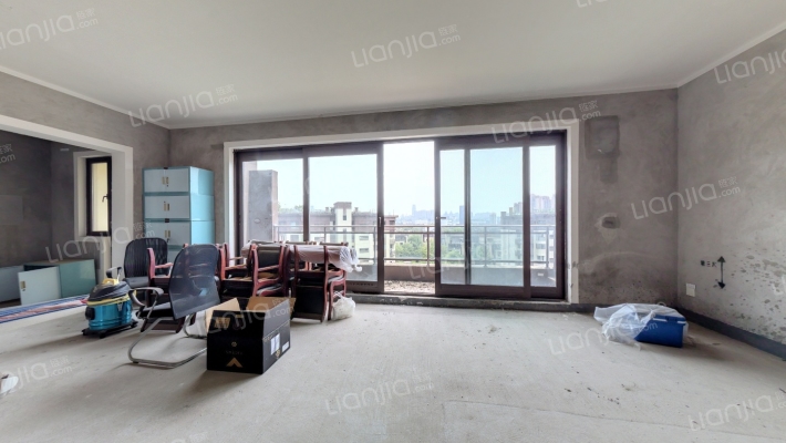 江山樾六期二手房实景图