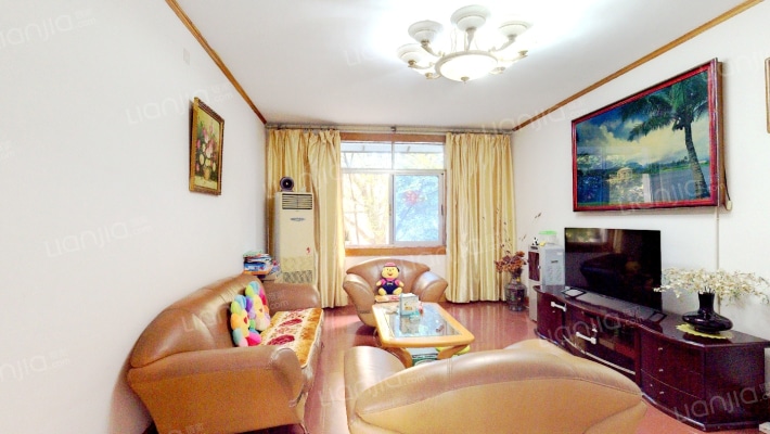 春兰路45号二手房实景图