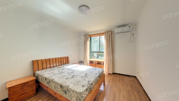 南方花园枫彩园北区二手房实景图