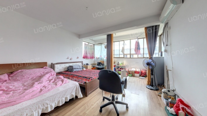 晨星东区二手房实景图