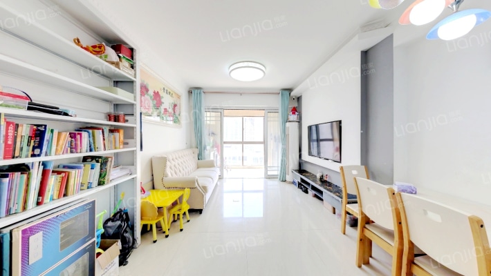 中联东郡花园二手房实景图