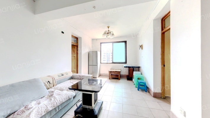 城基路二手房实景图