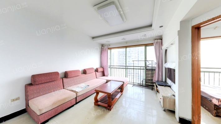 水晶石国际公寓二手房实景图