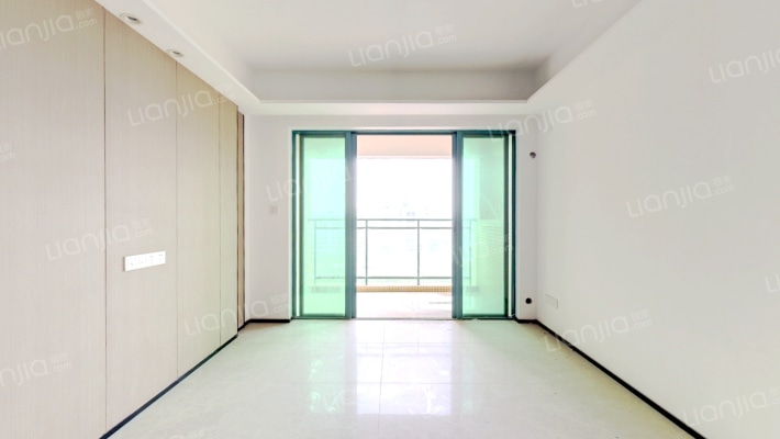 福晟钱隆华府二手房实景图