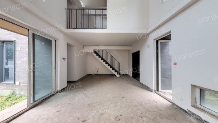 中航小镇花溪洲1组团二手房实景图