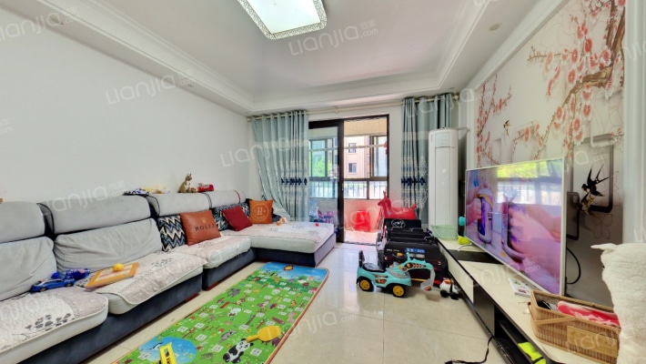 中梁天颂二手房实景图