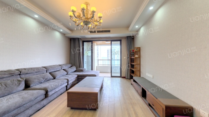 招商花园城二手房实景图