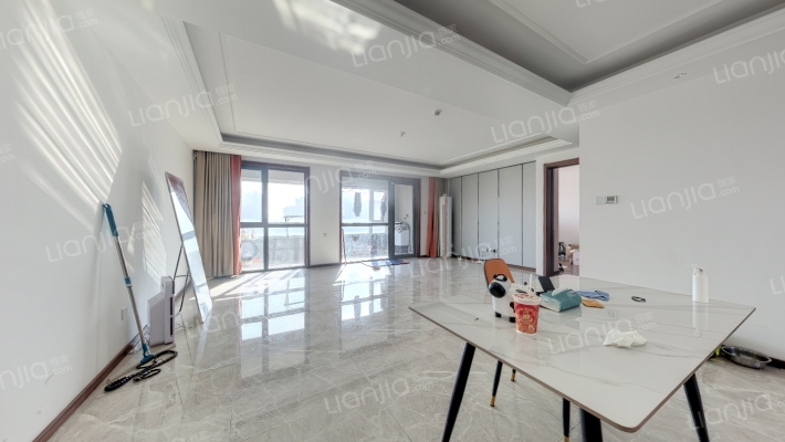 花样年碧云湾一期二手房实景图