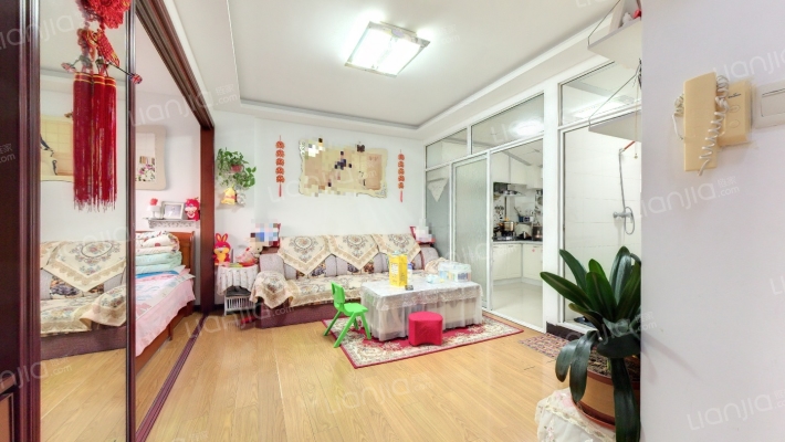 芳园新村A区二手房实景图