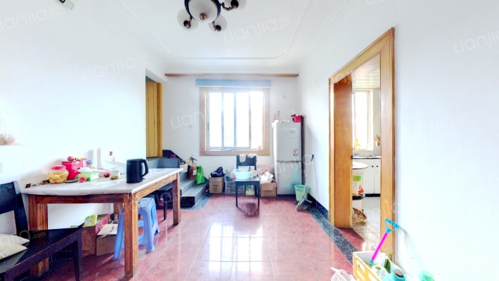 镇东新村二手房实景图