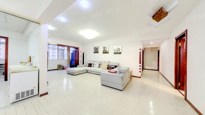 明和彩座二手房实景图