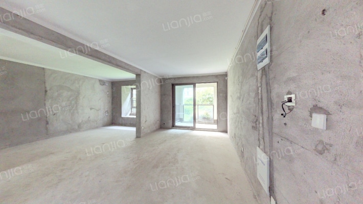 荣安林语笙花二手房实景图