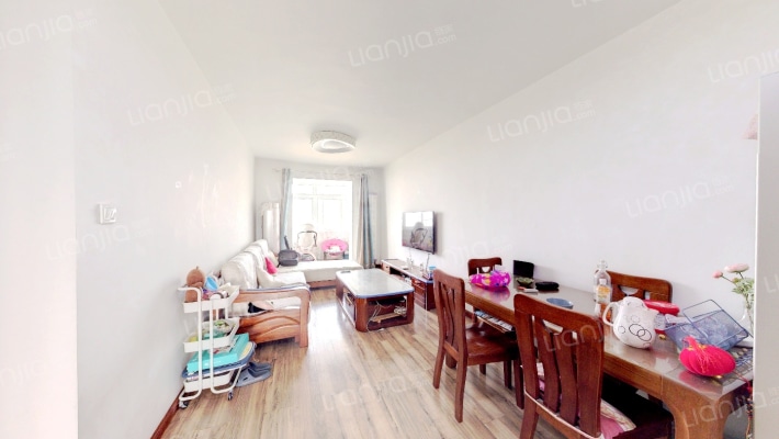 雅美里二手房实景图