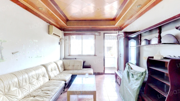 莲柏新村二手房实景图